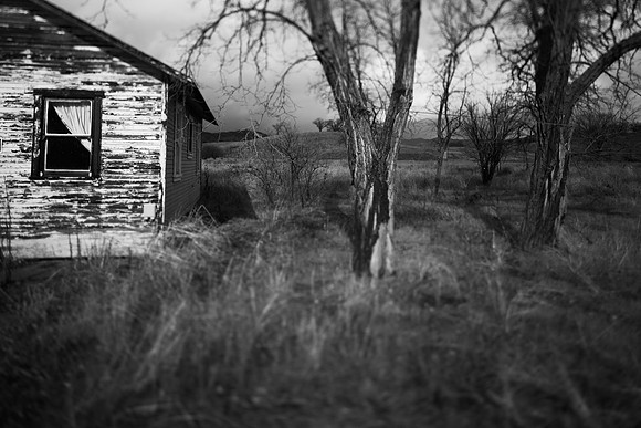 Abandoned House - Pozo